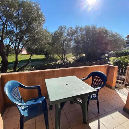 Apartment Iris 6 *